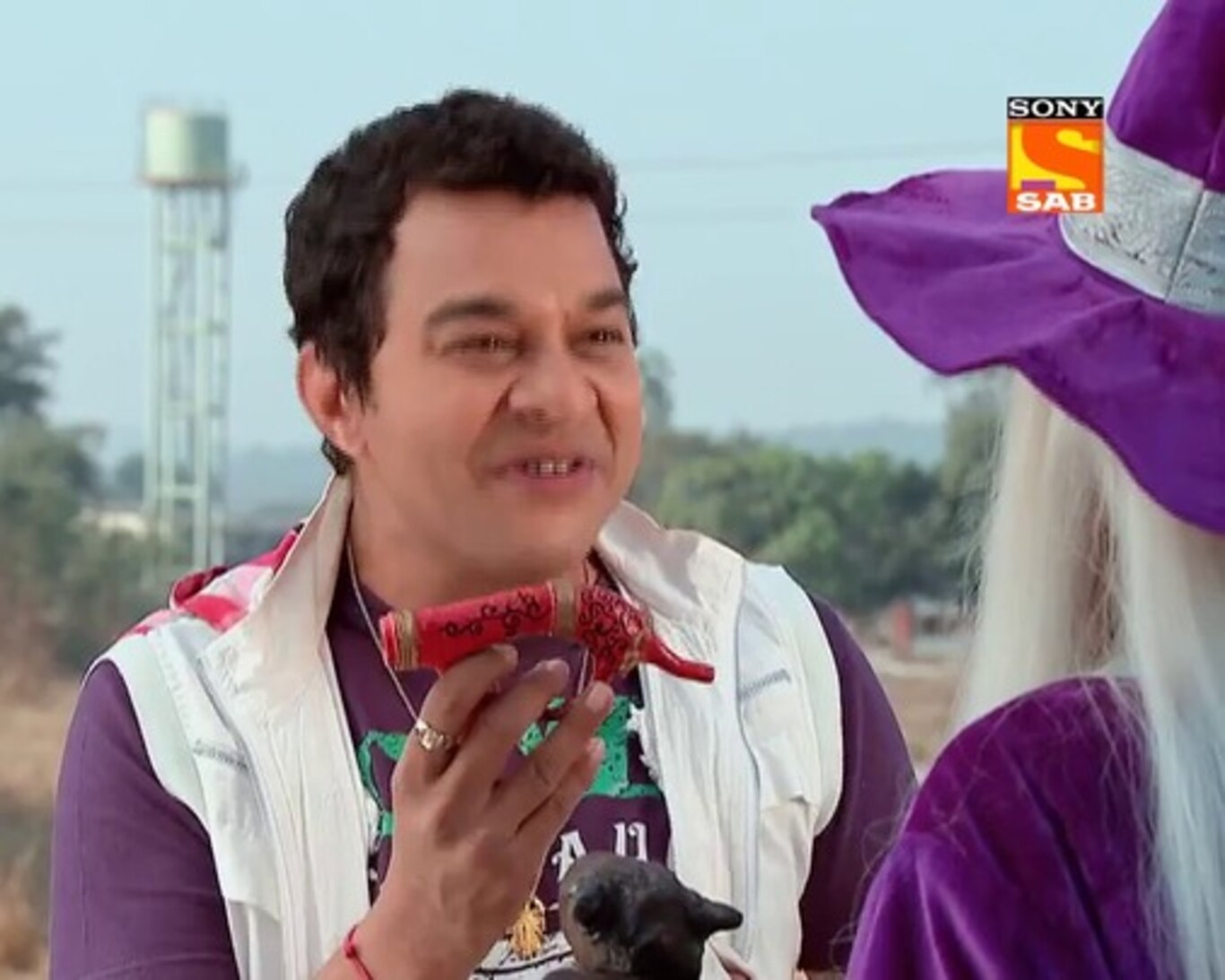 Mahatapasvi Unnas Gives A Unique Gift To Bakulesh