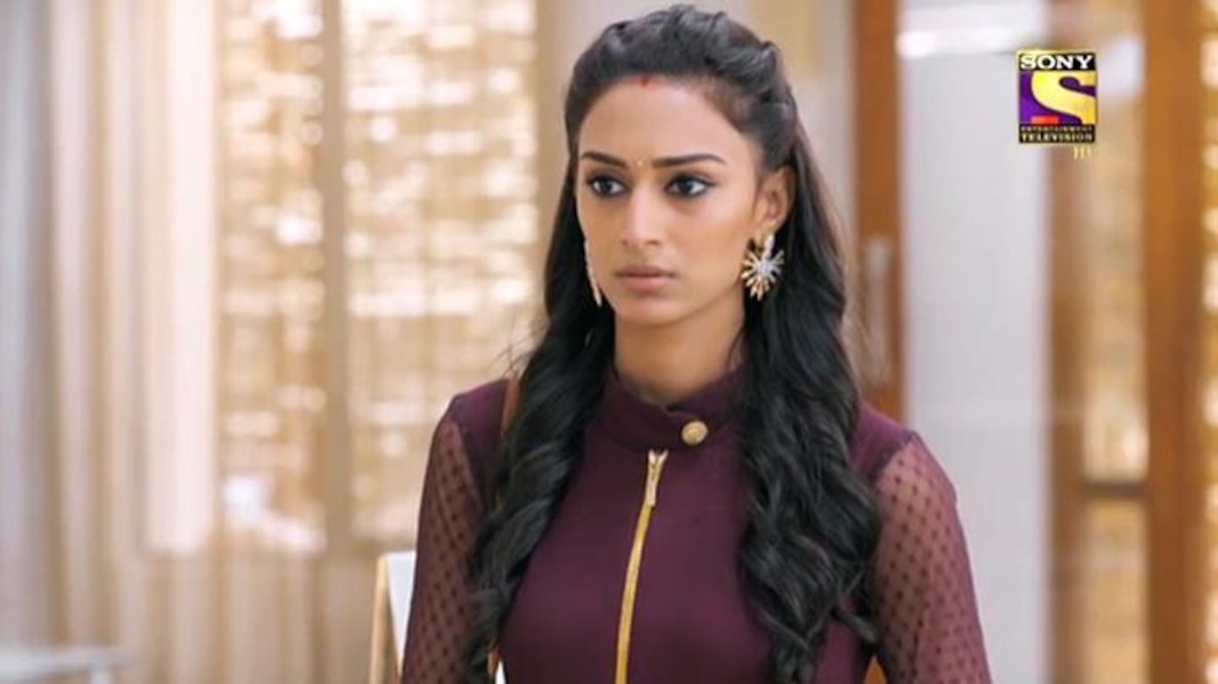 Sonakshi Returns The Cheque To Ishwari