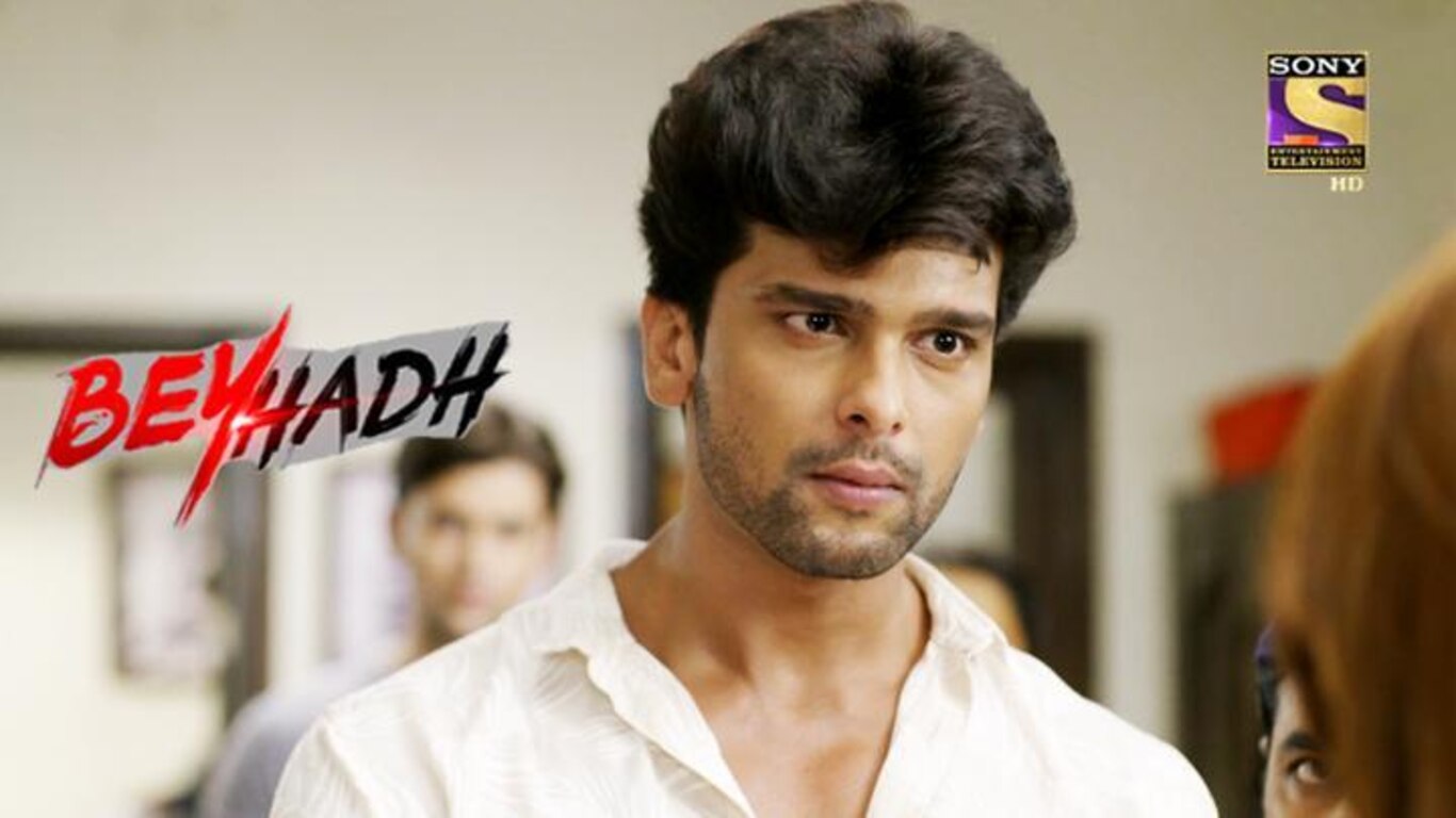 Police Handcuff Arjun For Ashwin's Murder