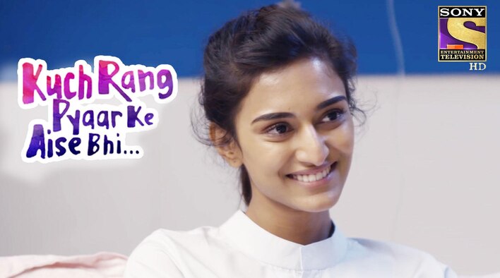 Dev and Sonakshi Welcome A New Member from Kuch Rang Pyar Ke Aise Bhi season 1