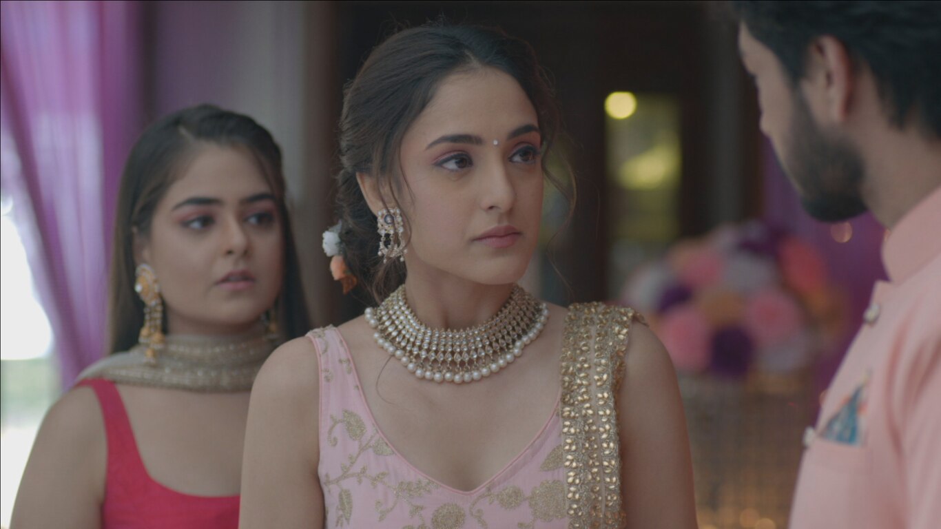 Suman Breaks Vikram's Heart?