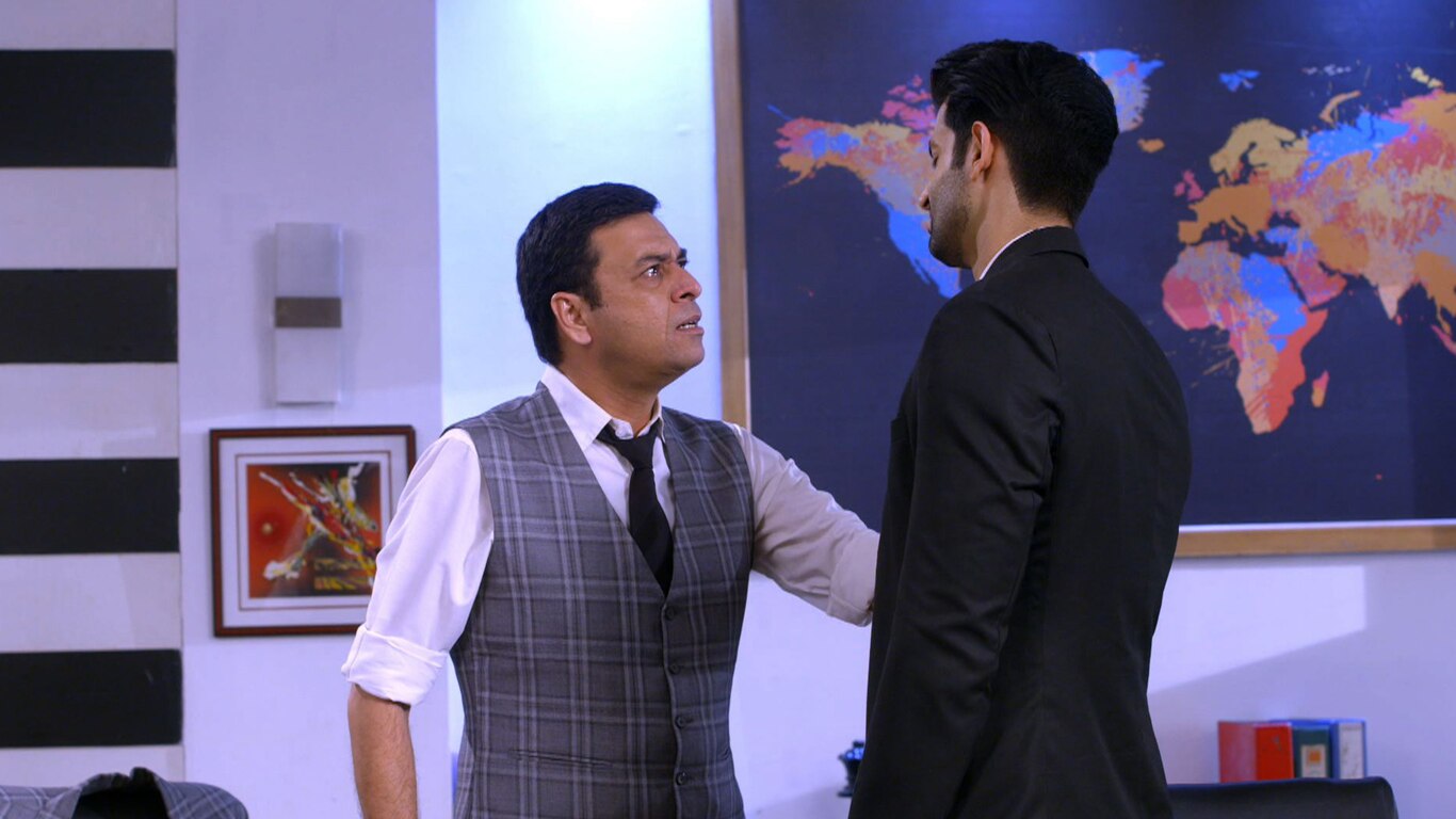 Tiwari Family Comes To Shravan's House