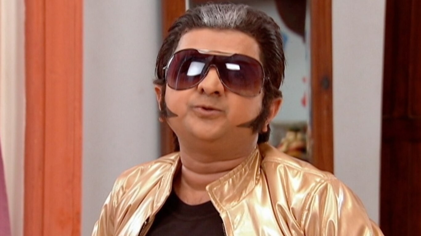 Bhayankar Pari Gets Suspicious