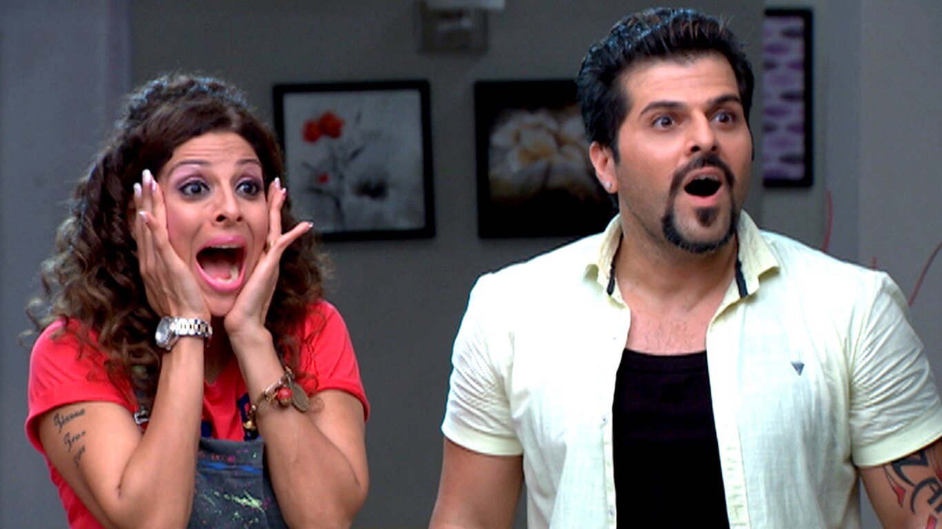 Akshay Kumar and Krushna reveal a secret