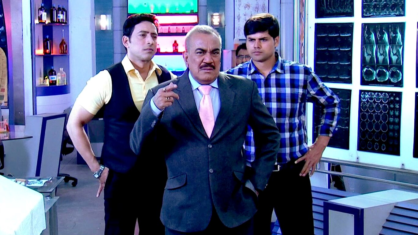 Khooni Stage