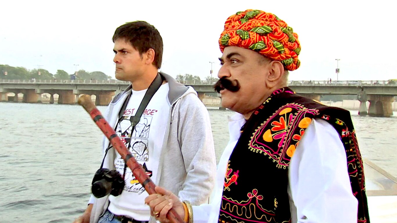 Ahmedabad Mein Daya Faraar - Part 2