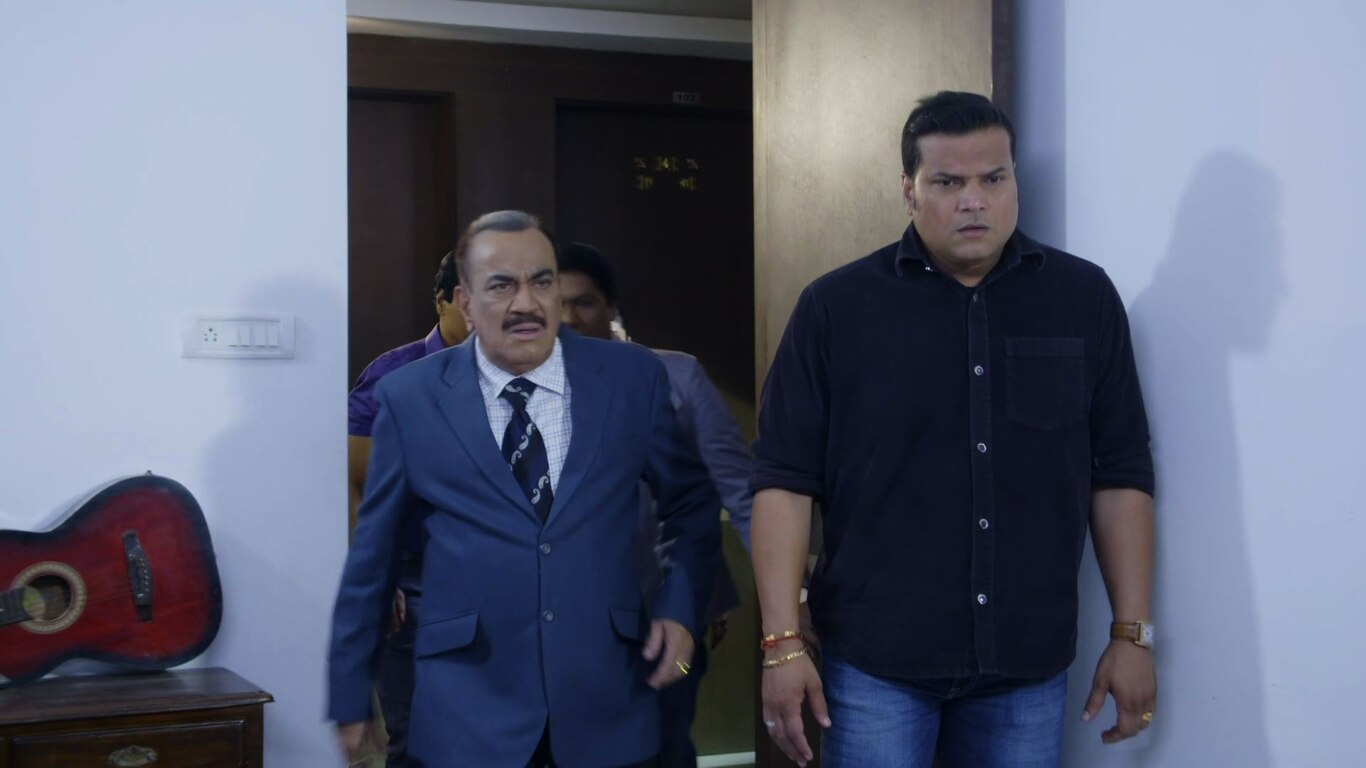 Raaz Adrishya Padosi Ka