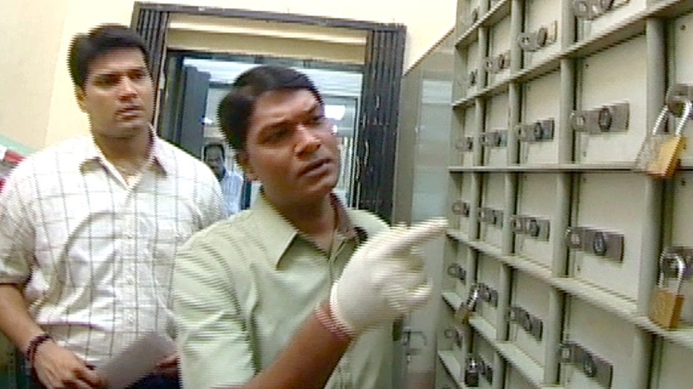 Locker No.42 - Part 1
