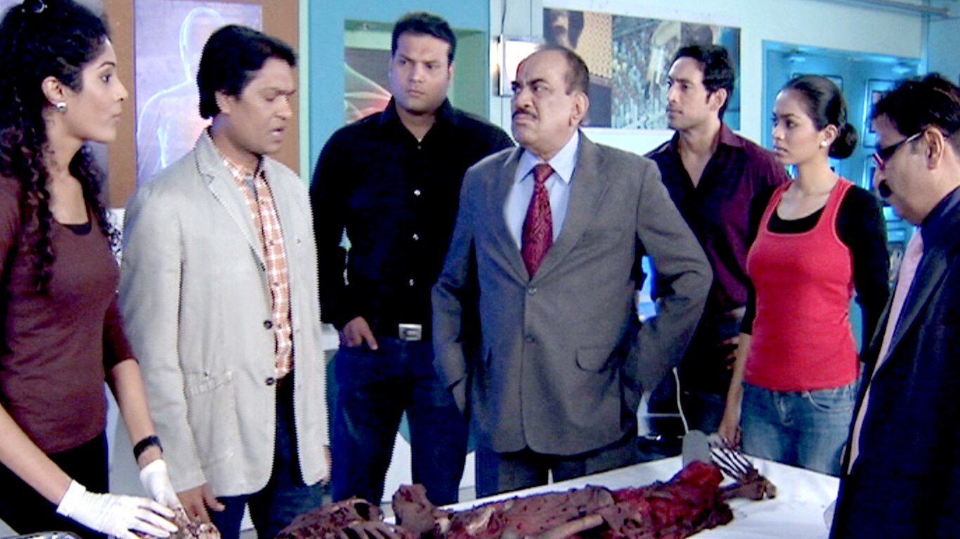Raaz Khooni Kamre Ka