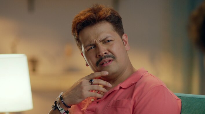 Ravinder Speaks To Shakti from Tera Yaar Hoon Main 