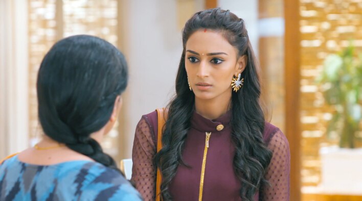 Sonakshi Comes Home from Kuch Rang Pyar Ke Aise Bhi season 1