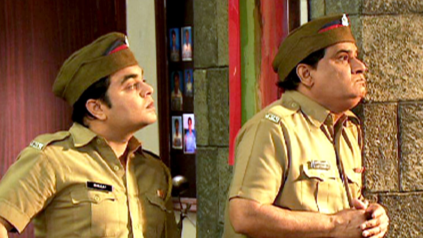 Gopi Ko Nazar Aaye Din Mein Taare