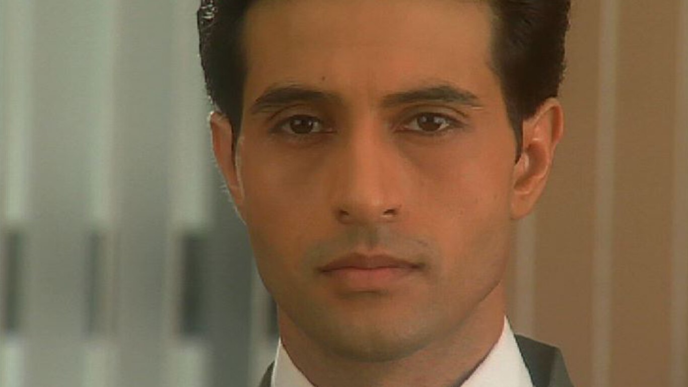 Jassi Lies To Her Father