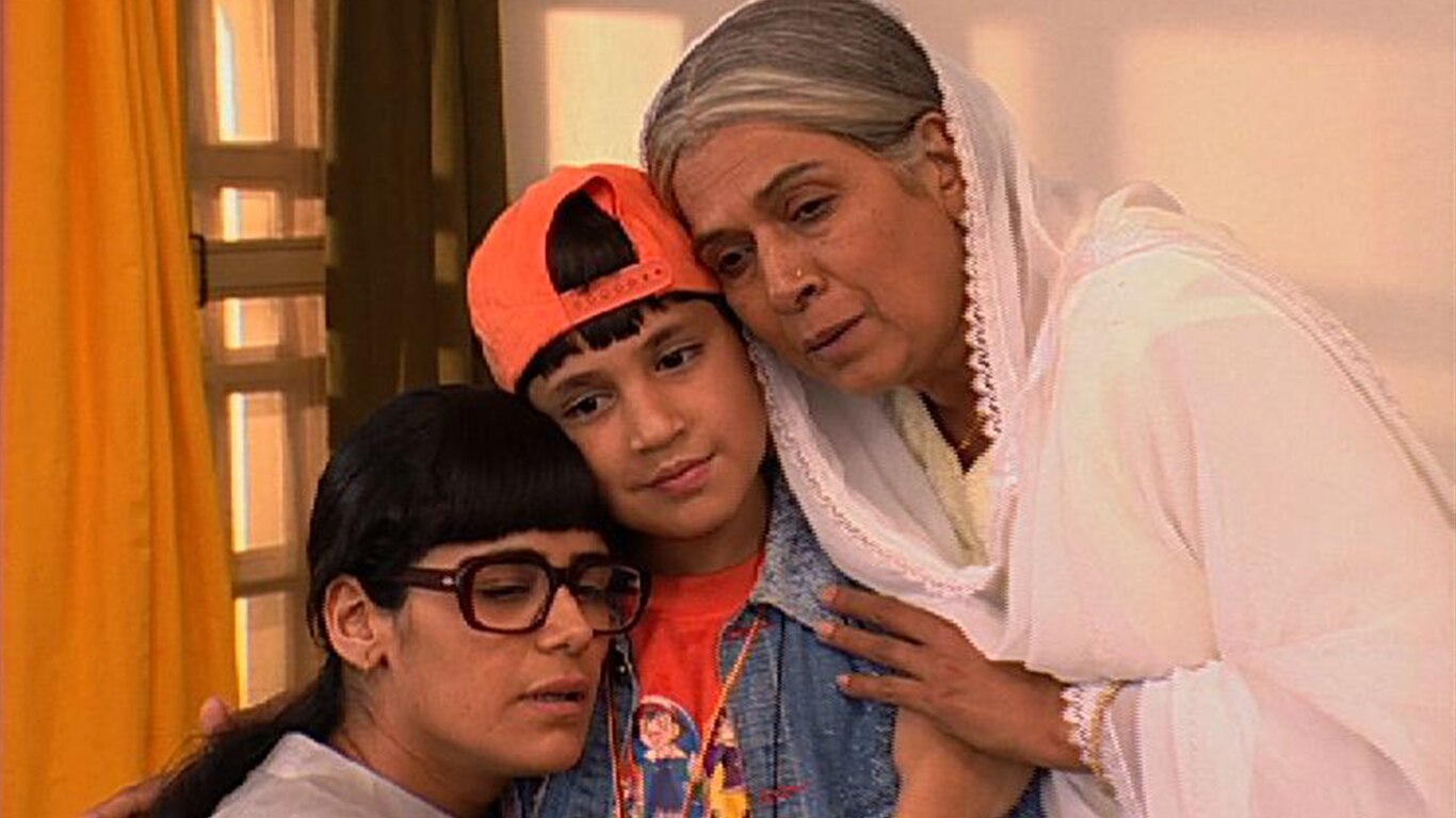 Jassi Helps Hide Rohan From The Police