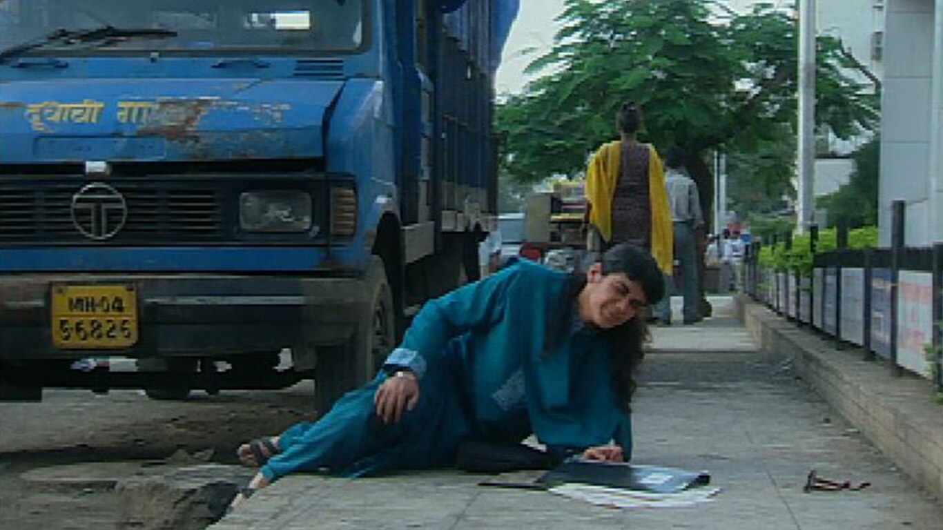 Jassi's Father Goes To Gulmohar