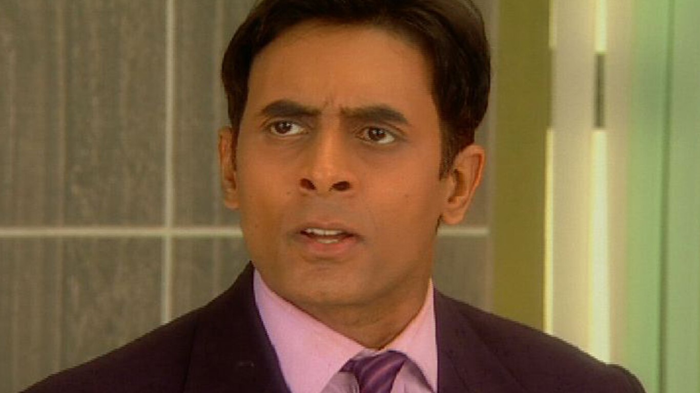 Jassi Apologizes To Armaan
