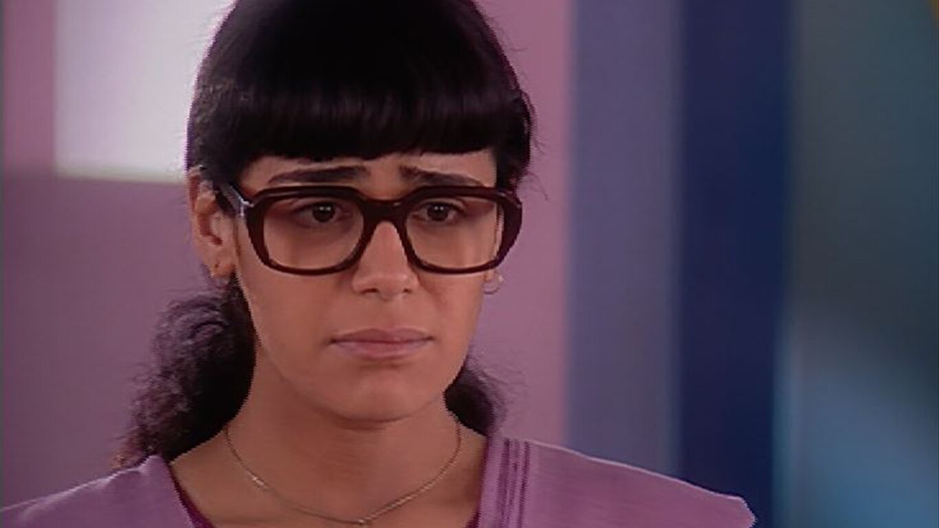 Raj Wants To Leave Gulmohar