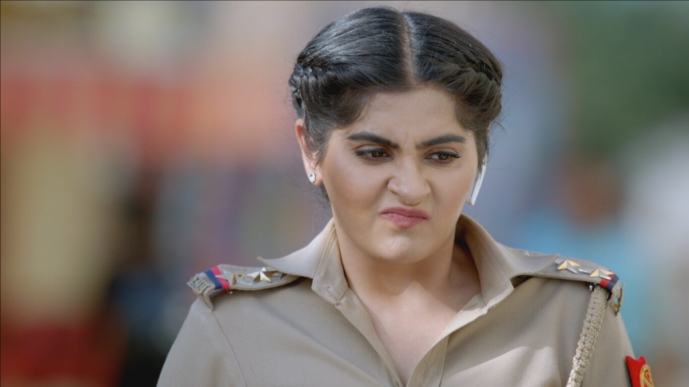 Karishma Calls The Shots