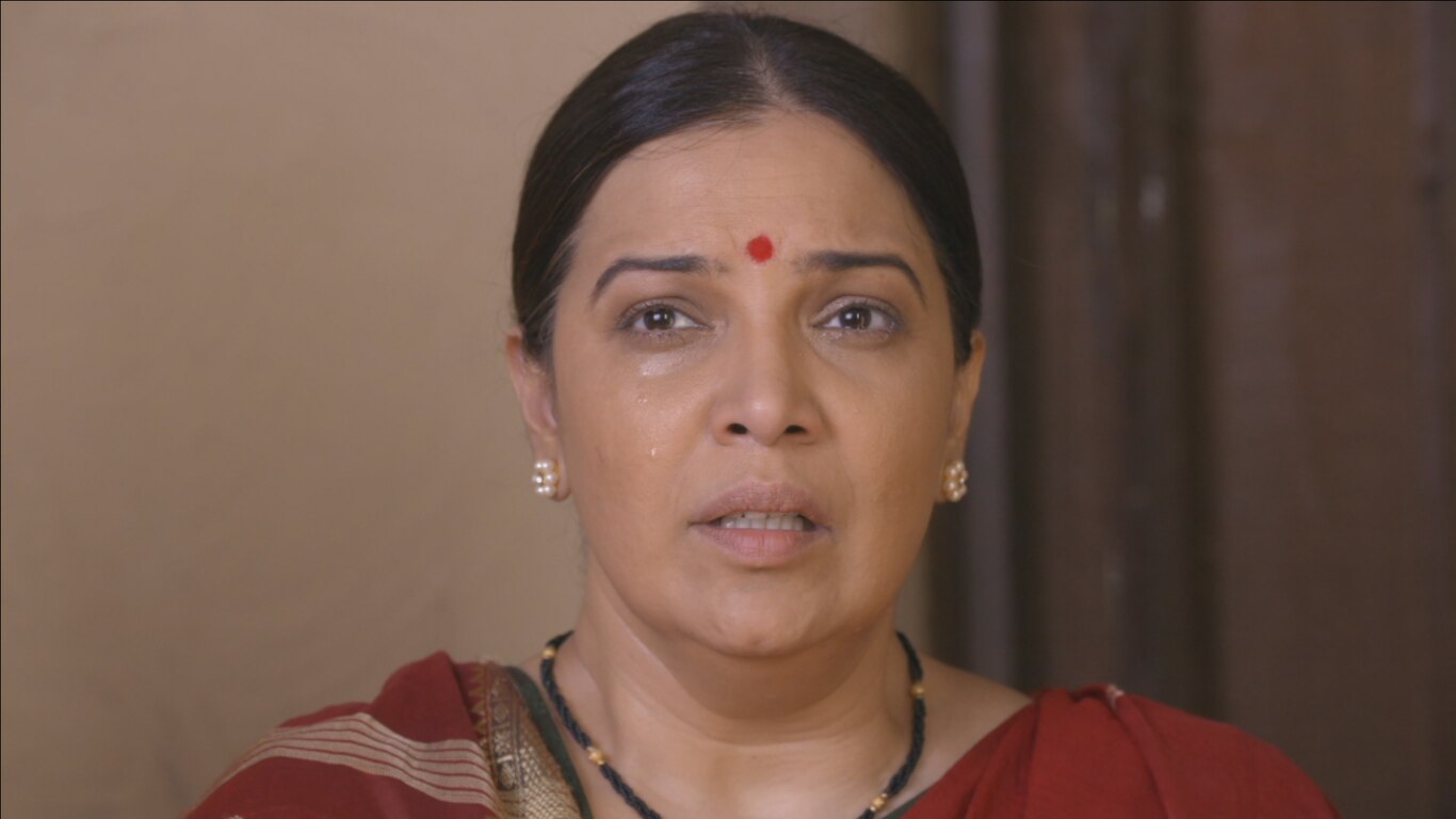 Vasundhara Meets Sai At Shirdi