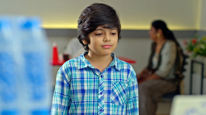 Ayush Runs Away from Kuch Rang Pyar Ke Aise Bhi season 3