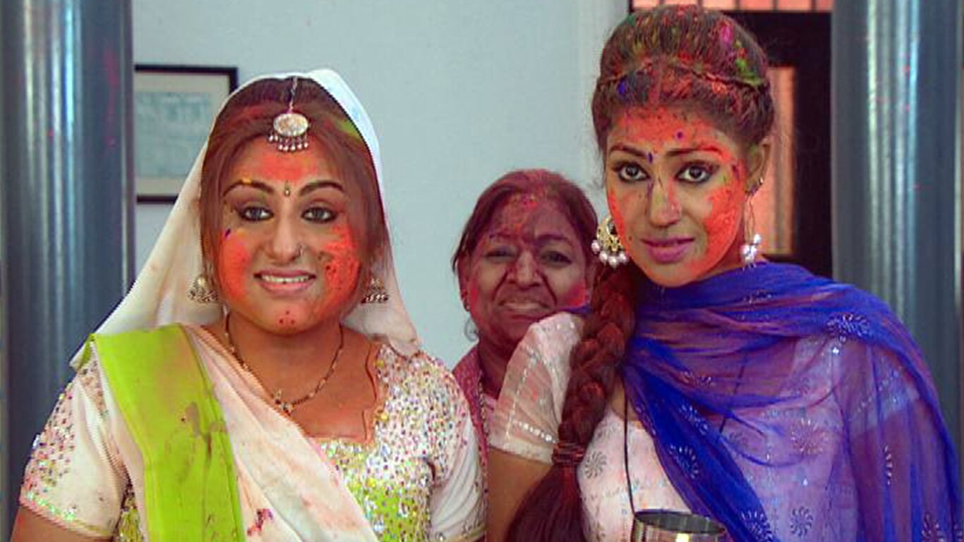 Koyal Returns On Holi