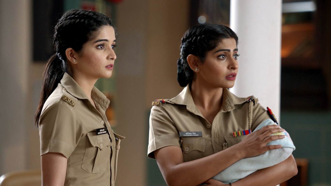Karishma Adopts Roshni?