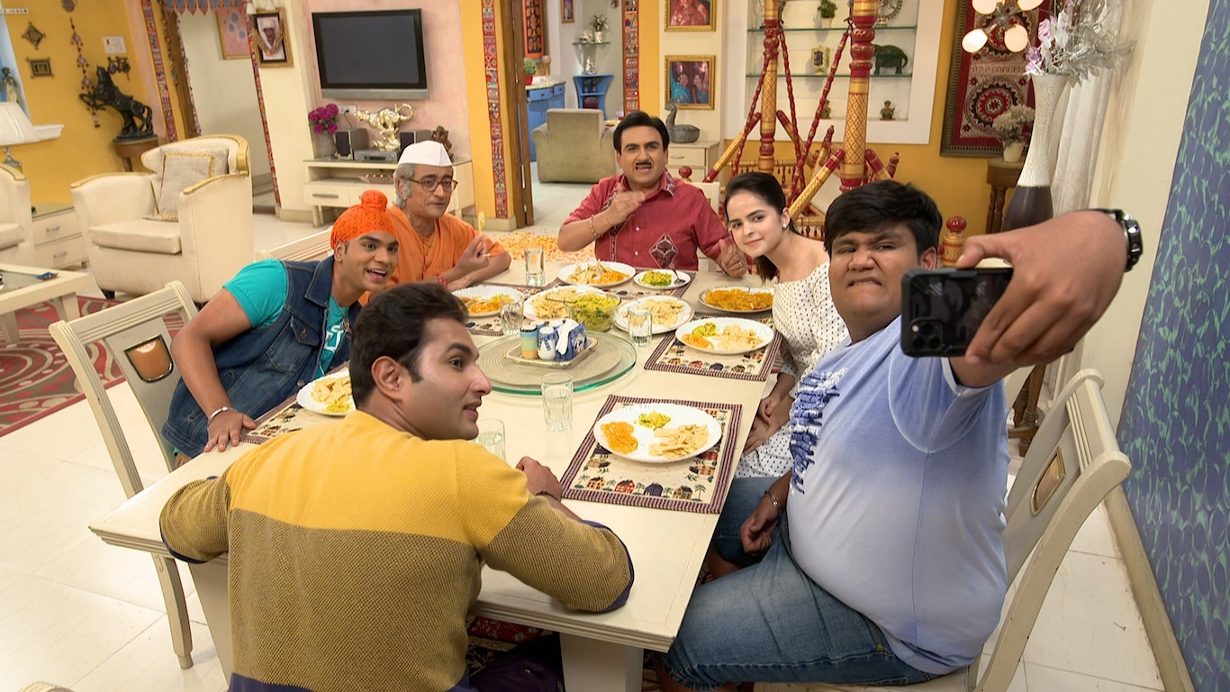 Taarak Mehta Ka Ooltah Chashmah – Jethalal Surprises Tapu Sena
