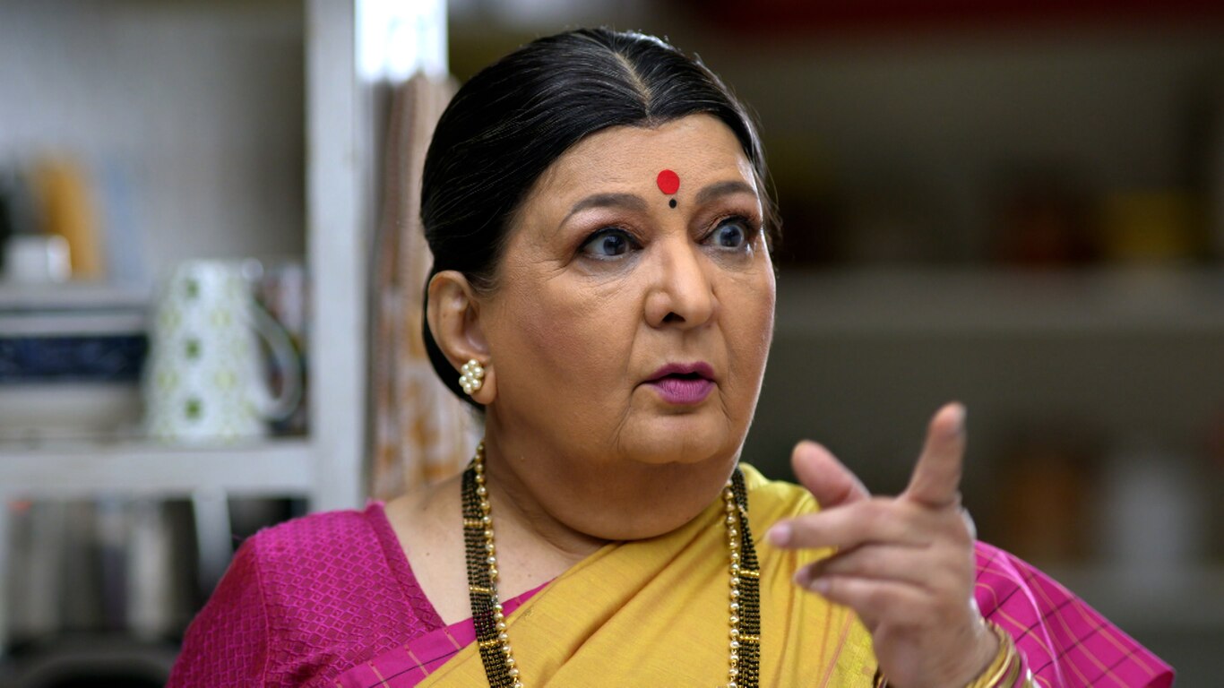 Ek Doosre Pe Uthe Sawaal