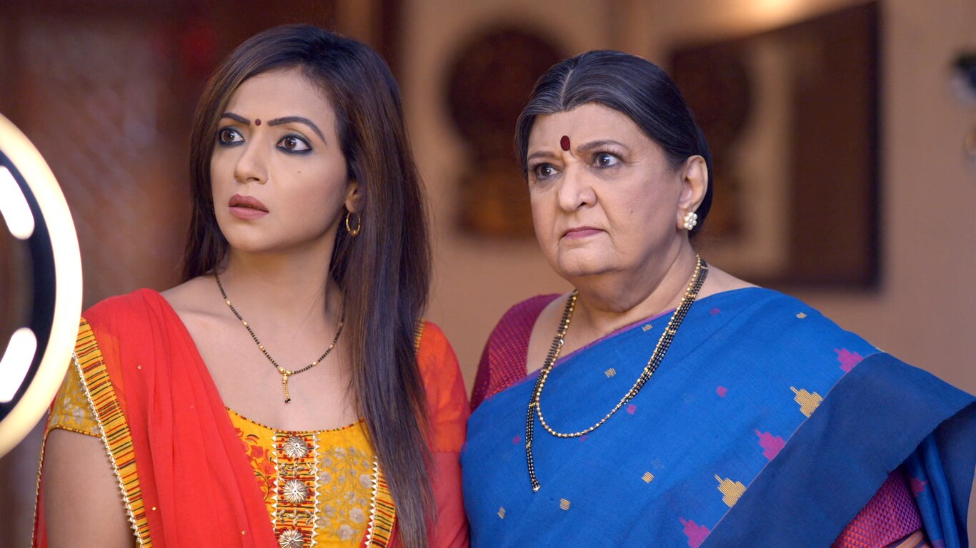 Radhika And Vandana's Ad Shoot