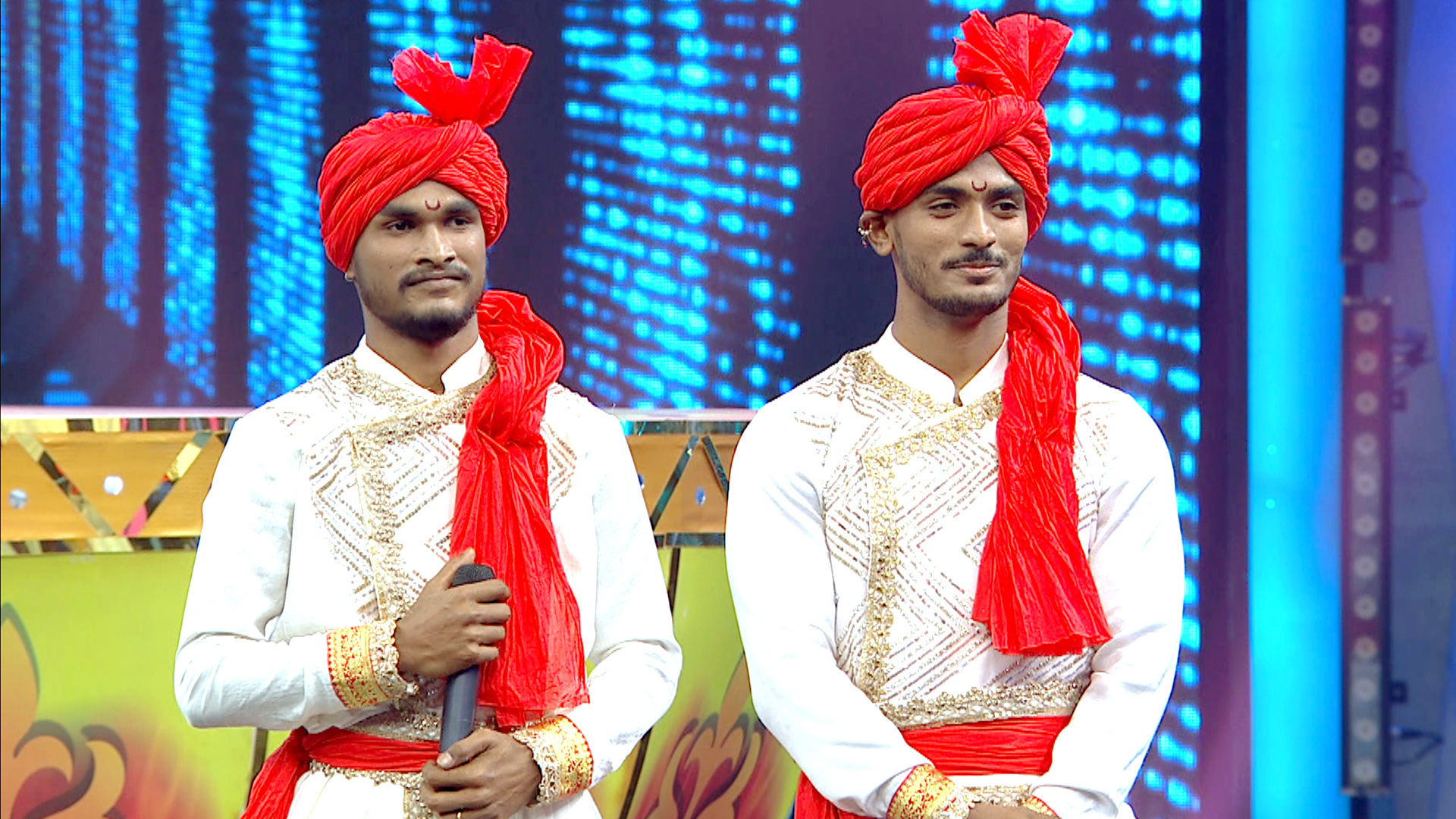 Watch Dance Maharashtra Dance TV Show Latest Episodes Online at