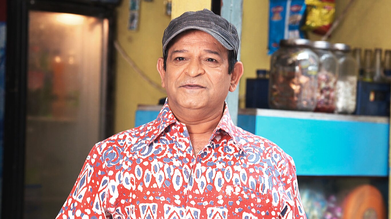 Taarak Mehta Ka Ooltah Chashmah 'ì Special Gifts For Abdul And Jetha