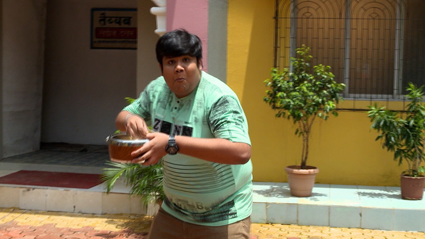 Taarak Mehta Ka Ooltah Chashmah – Who Needs Help?