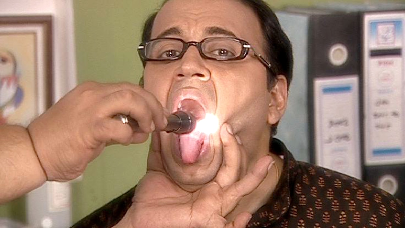 Taarak Mehta Ka Ooltah Chashmah – Bhide Is Struggling With The Whistle Stuck In His Throat