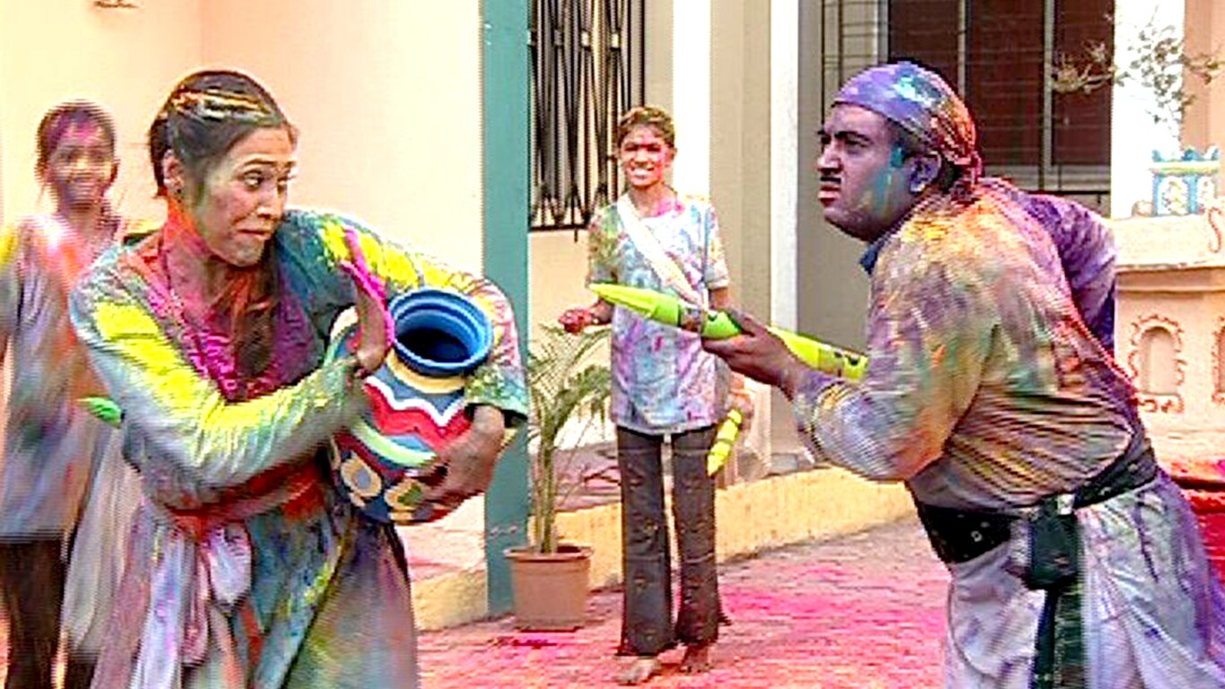 Taarak Mehta Ka Ooltah Chashmah – Gokuldham Society Celebrates Holi