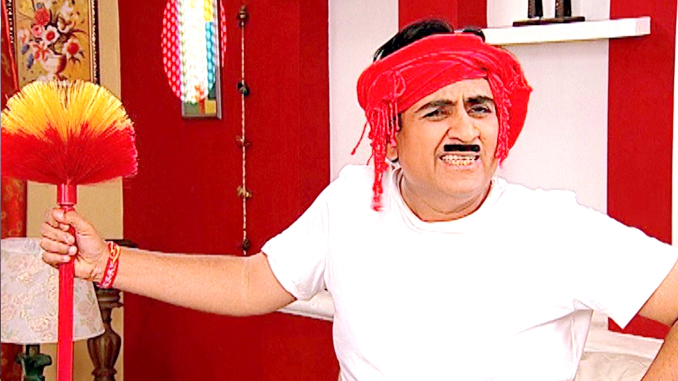 Taarak Mehta Ka Ooltah Chashmah – Jethalal Cleans His House