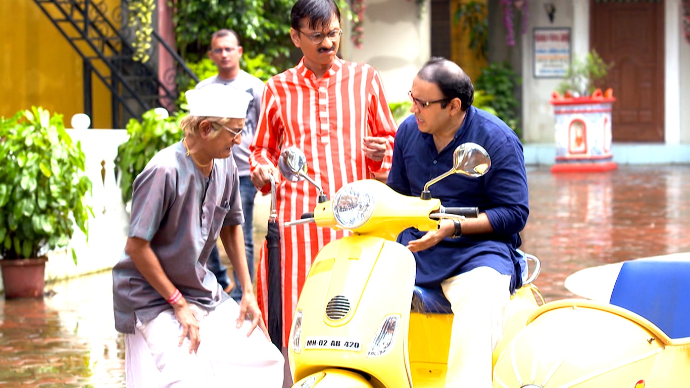 Taarak Mehta Ka Ooltah Chashmah – Bhide Ka Shirshasana