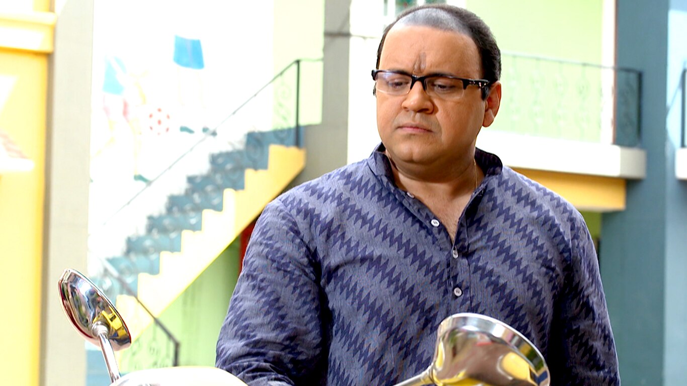 Taarak Mehta Ka Ooltah Chashmah – Scooter Under Watch