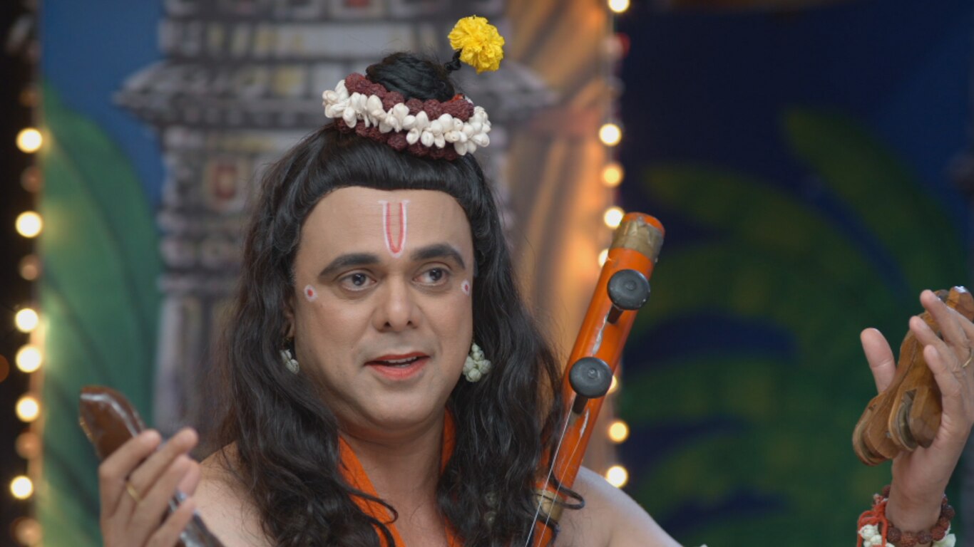 Rajesh Prays To Find The Way Forward