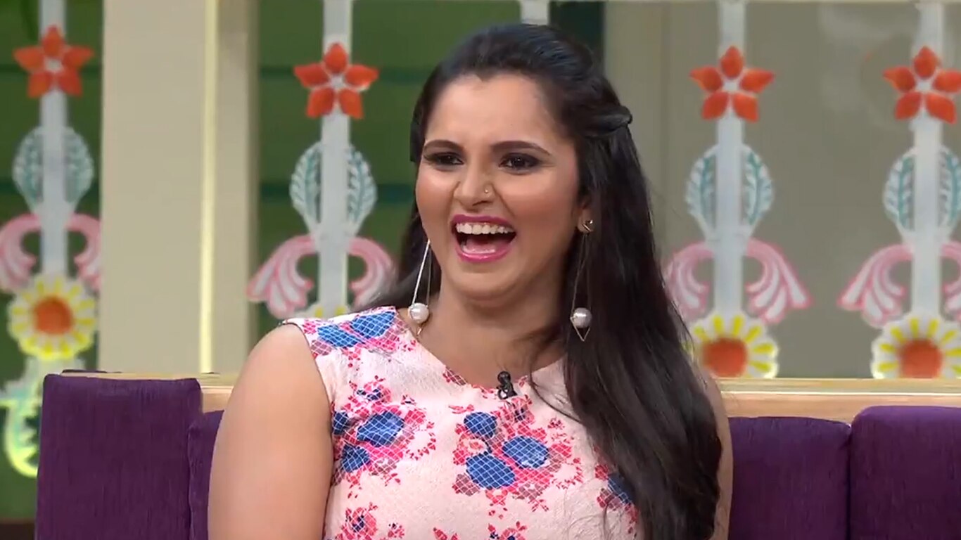 Tennis Superstar Sania Mirza and Farah Khan in Kapil's Mohalla