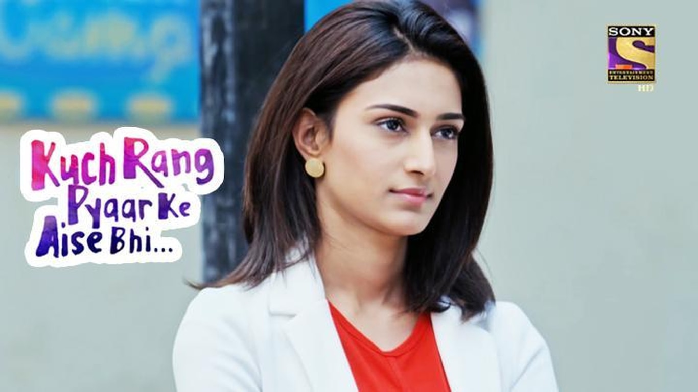 Dev Ties Sonakshi's Hands To A Door