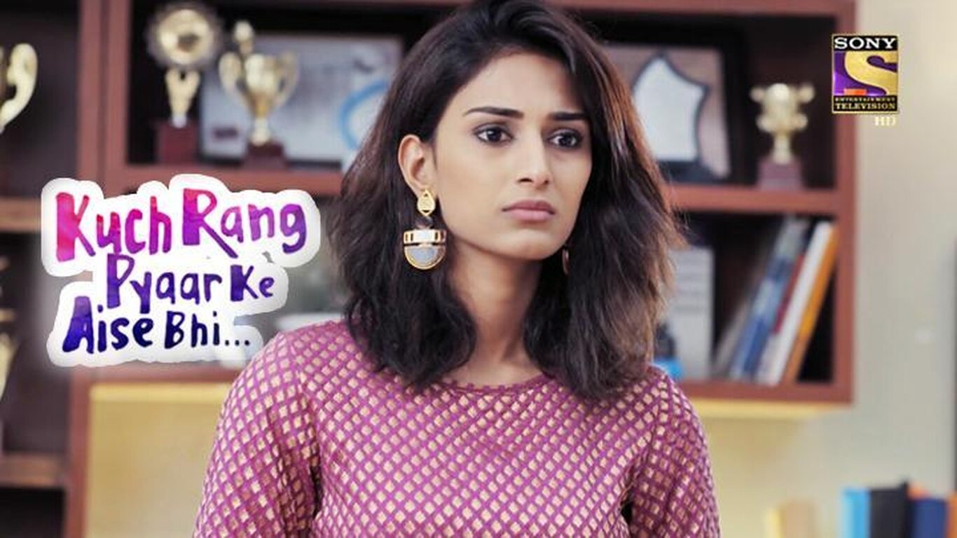 Dev Stops Suhana From Going To Kolkata