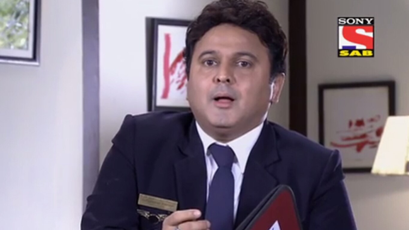 Ganguly gives an alternate way to Vicky to impress Das