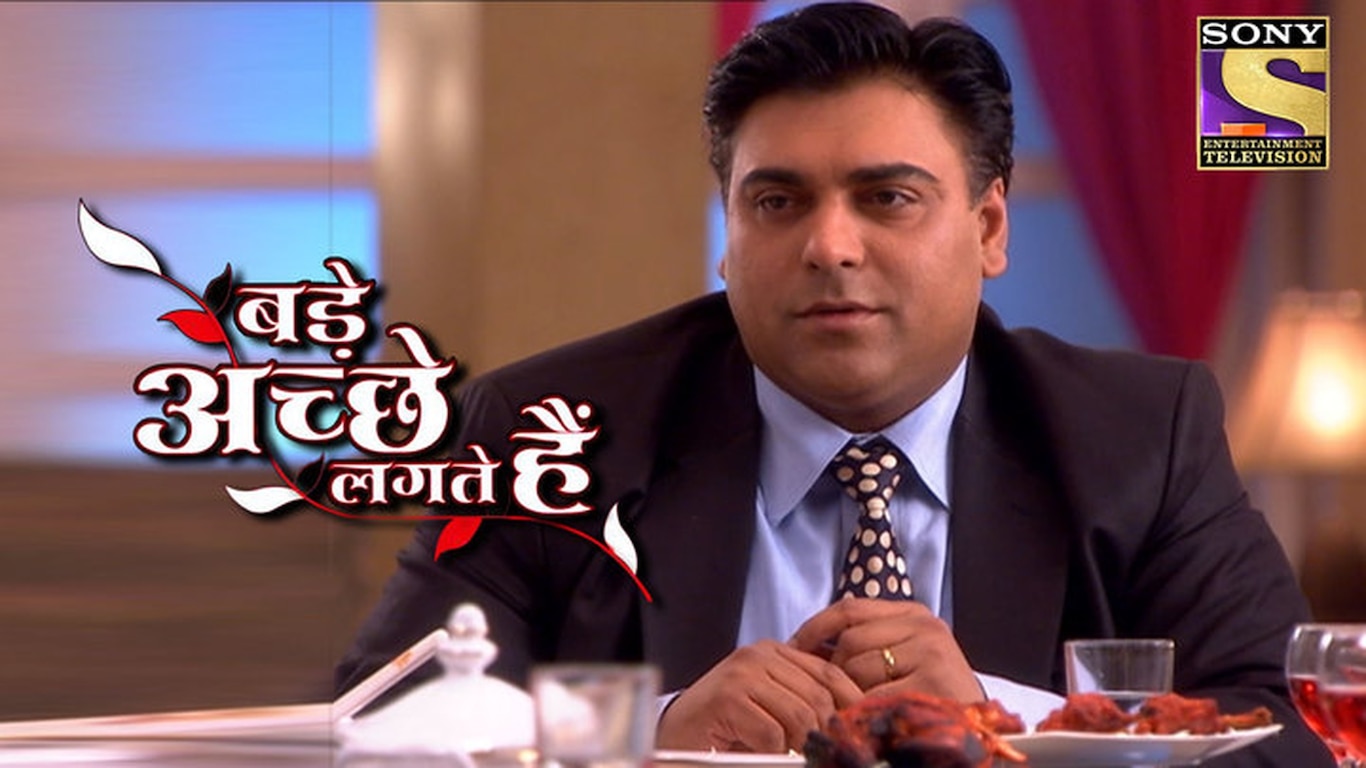 Cops Arrest Apeksha Malhotra