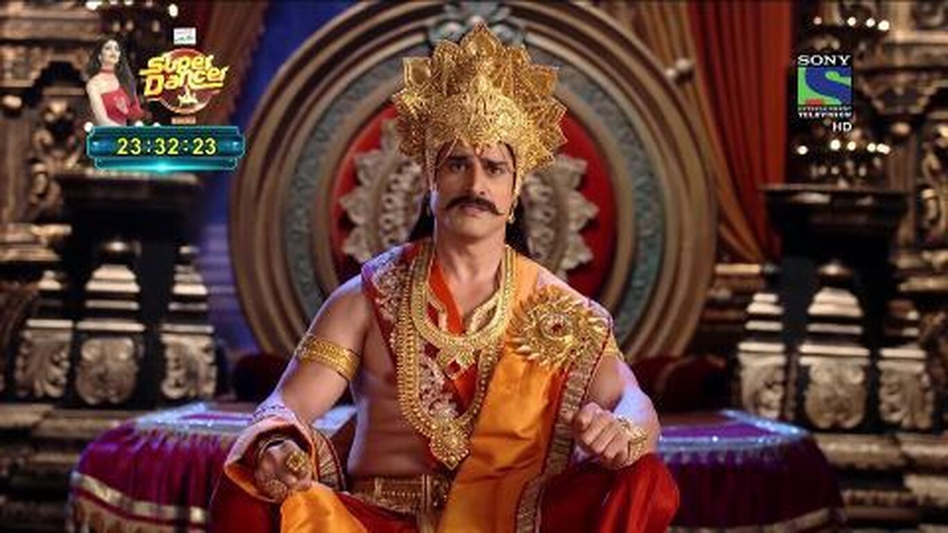 Hanuman Views Ravana's Arsenal