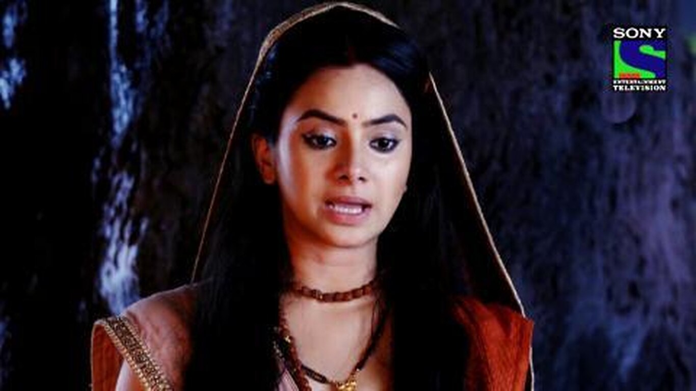Hanuman Meets Sita