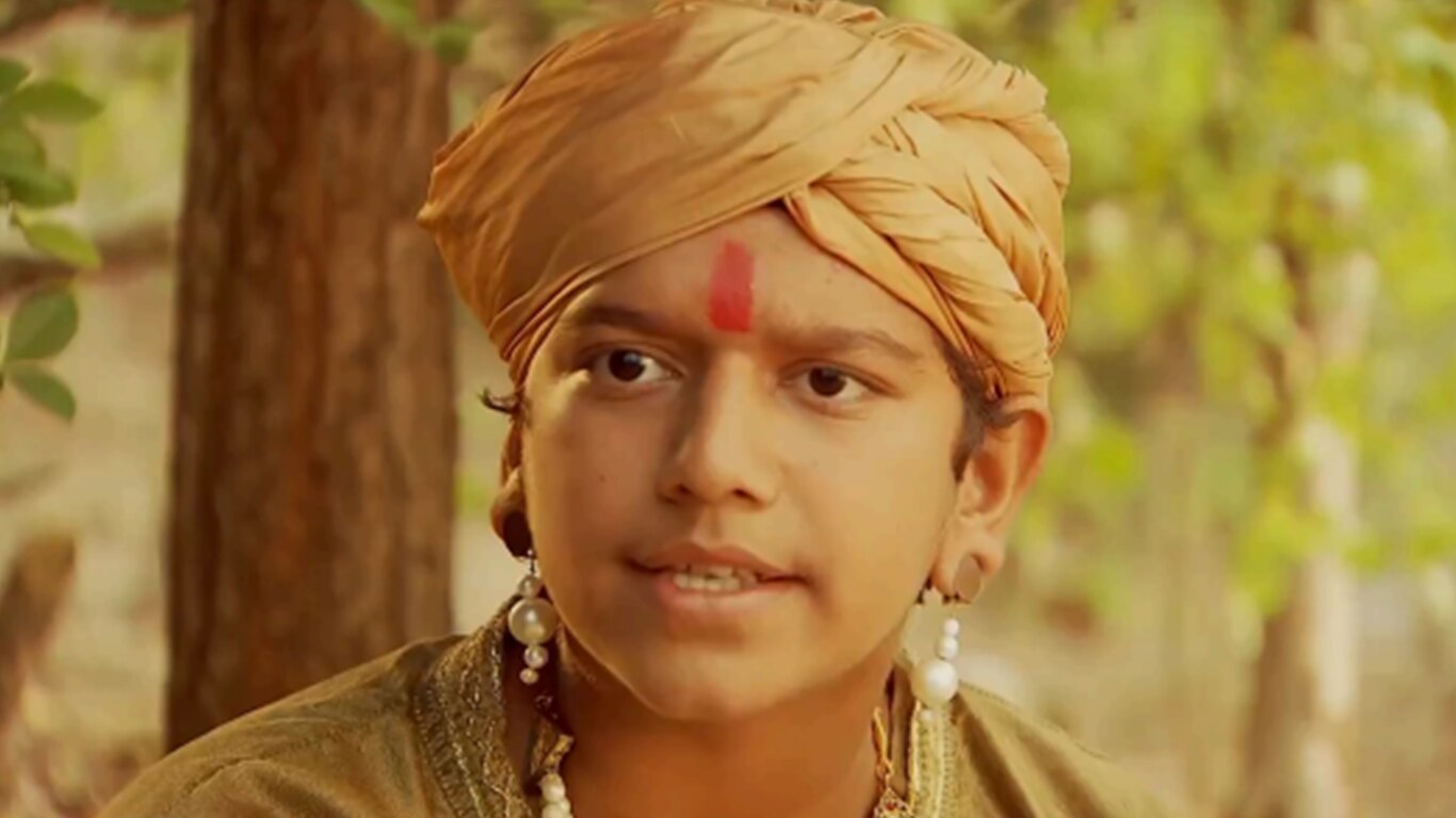 Chakrapani plays a prank on Pratap