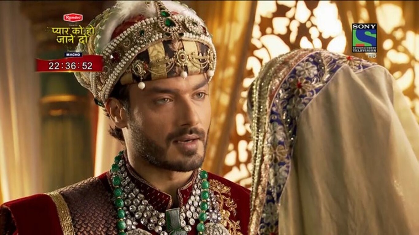 Shakti Singh sides with Akbar