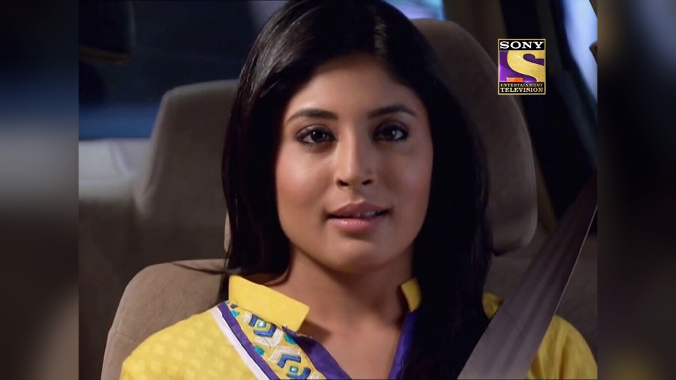 Ashutosh Apologizes To Nidhi