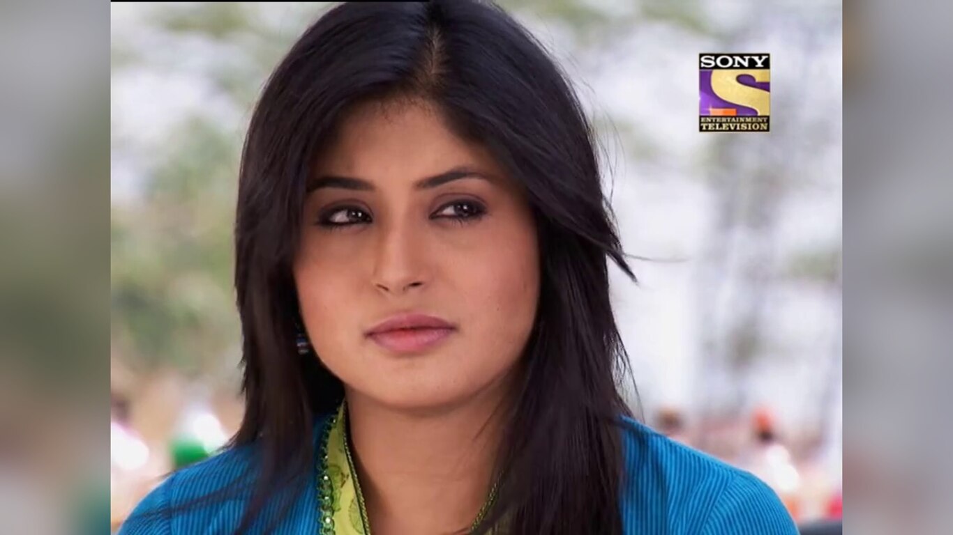 Dr. Mallika Plays Nidhi