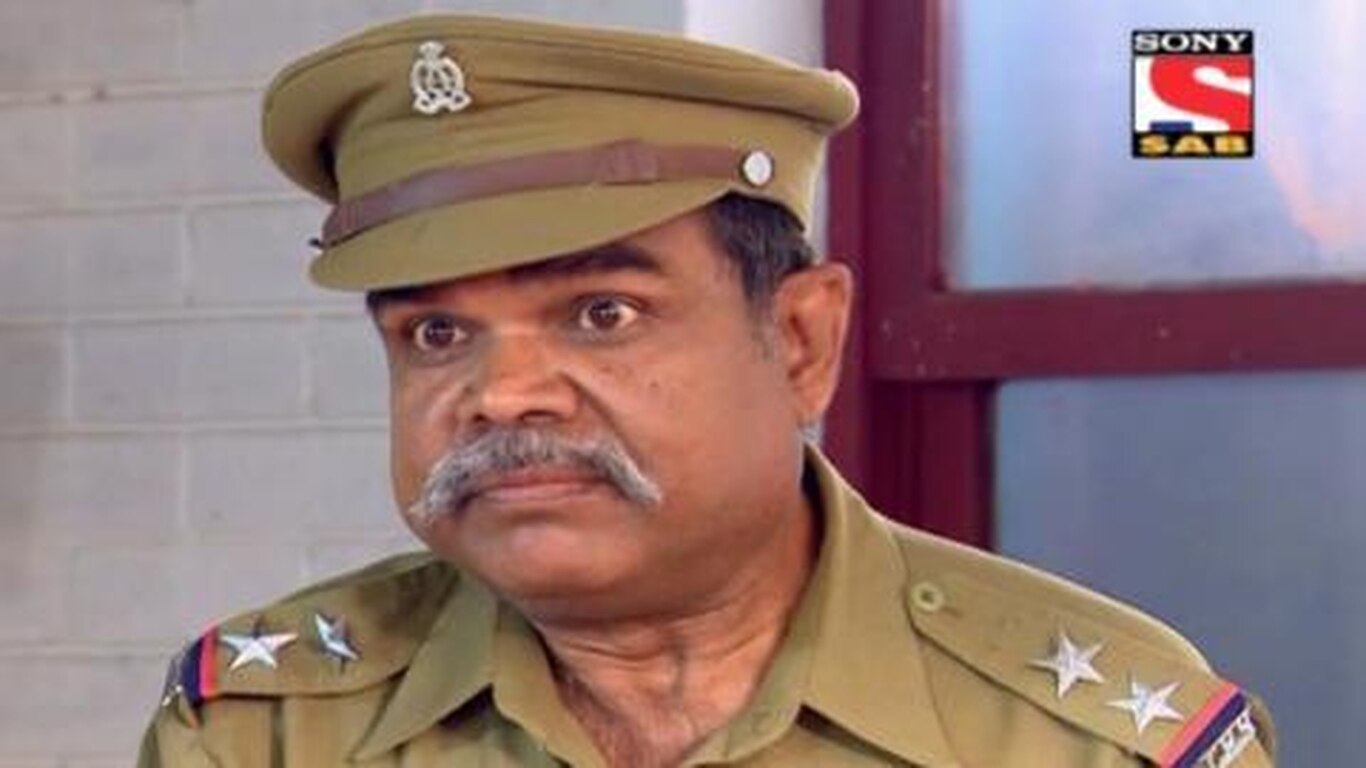 Kanpuriya Searching For Gadha Prasad